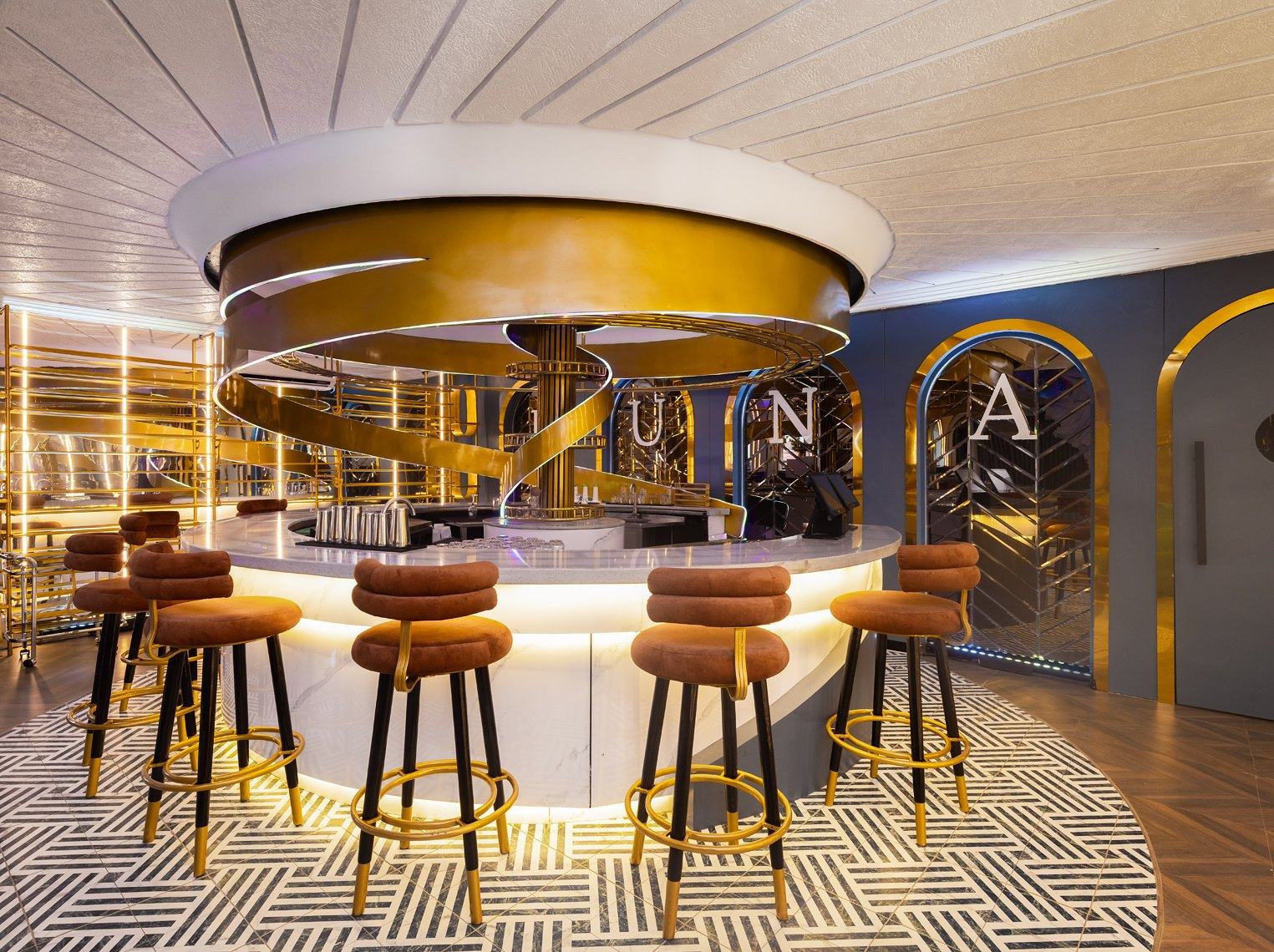 La Luna Abuja &mdash; The bar