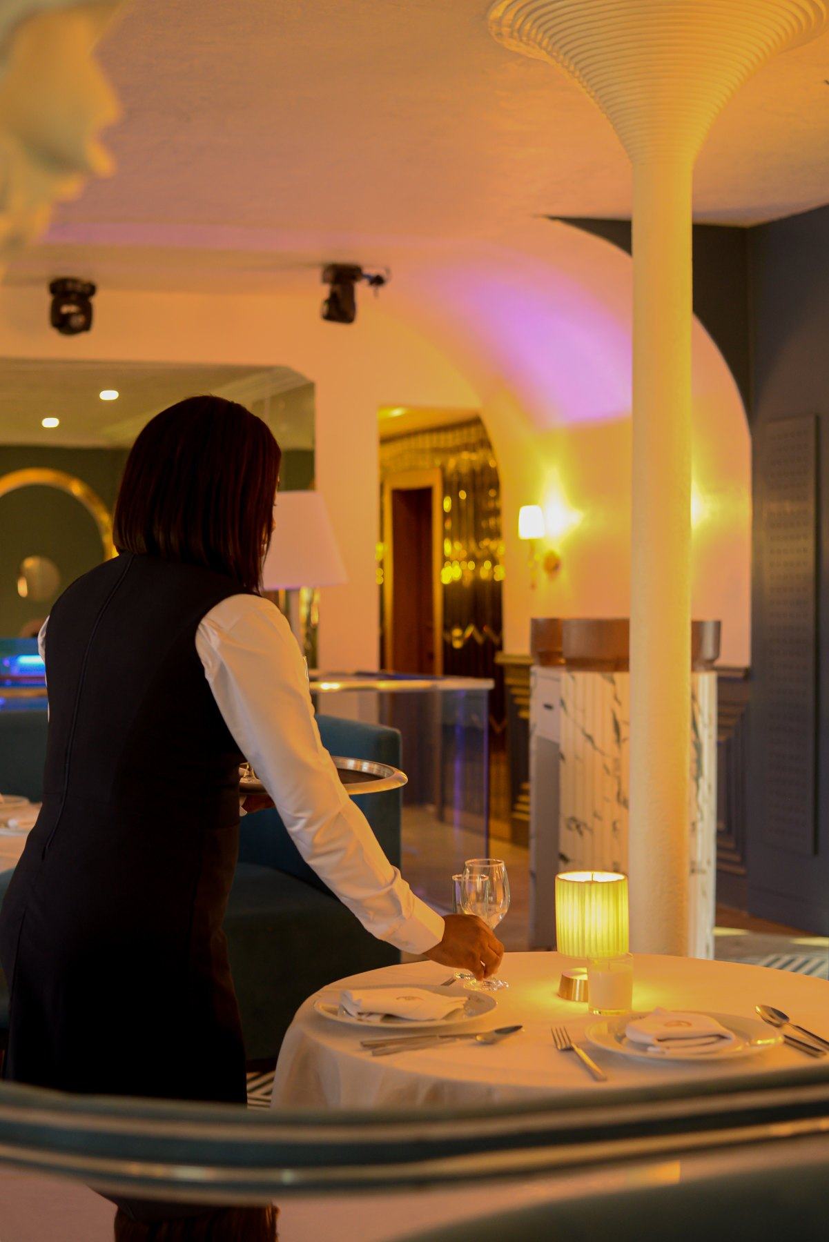 La Luna Abuja &mdash; Setting the room